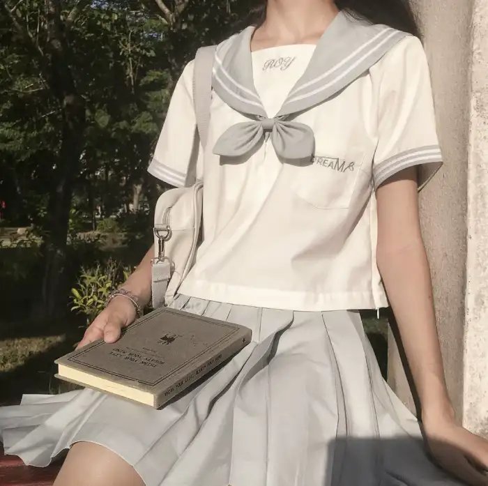 废柴十年我开启了无敌领域